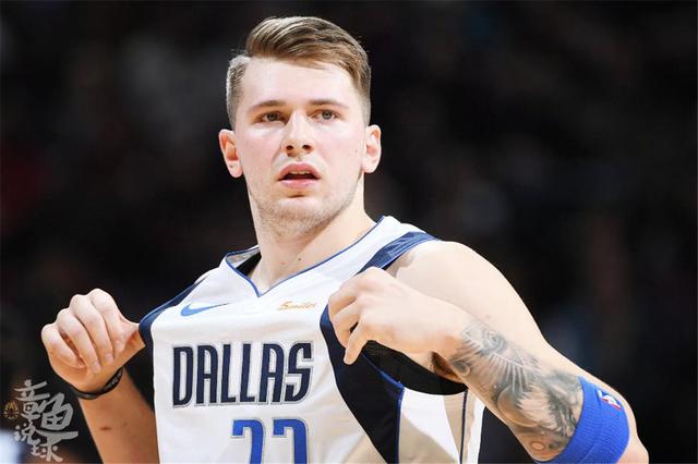 终场哨响 终场哨响